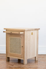 Aan My Sy Tafel — Oak